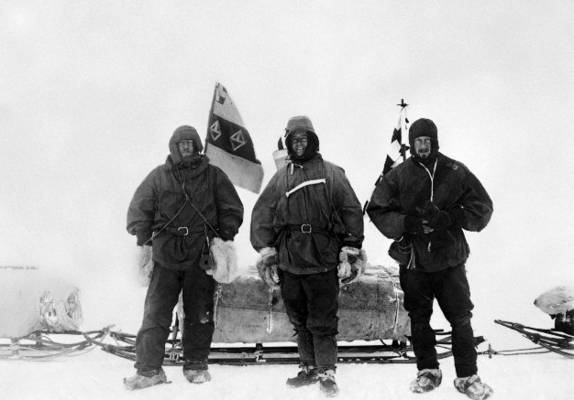 Shackleton, Scott e wilson antes de partirem para o polo sul durante a expedição Discovery (foto da internet)